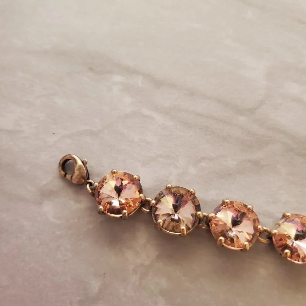 ✨ Stella and Dot Blush Rose Pink Jumbo Rhinestones Crystal Statement Bracelet ✨ - Picture 2 of 10